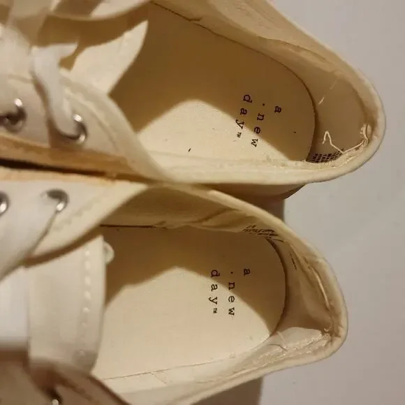 A New Day Sneakers Off White Size 7.5 Womens Shoe Platform Sneaker​ - Picture 8 of 9